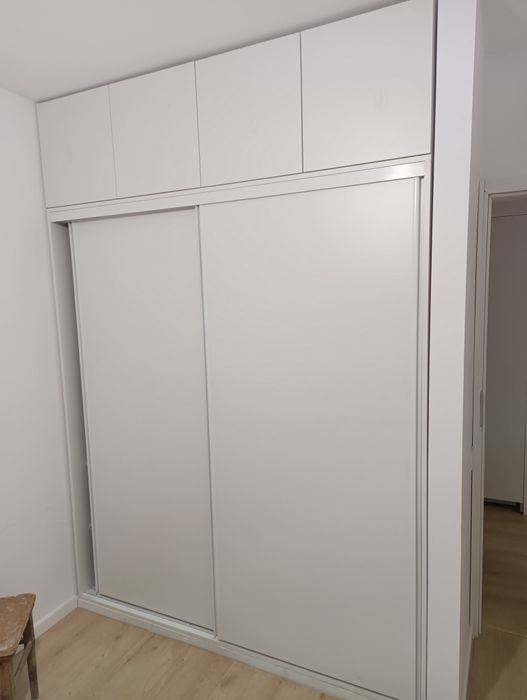 Mobilier, Bucătării, Dormitoare...