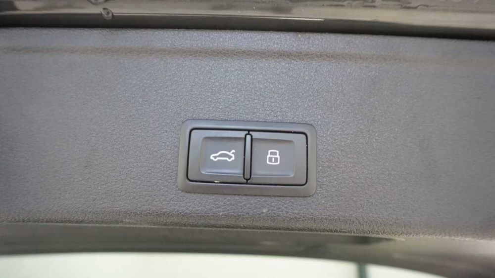 Ауди А4 б9 на части / Audi a4 b9 на части