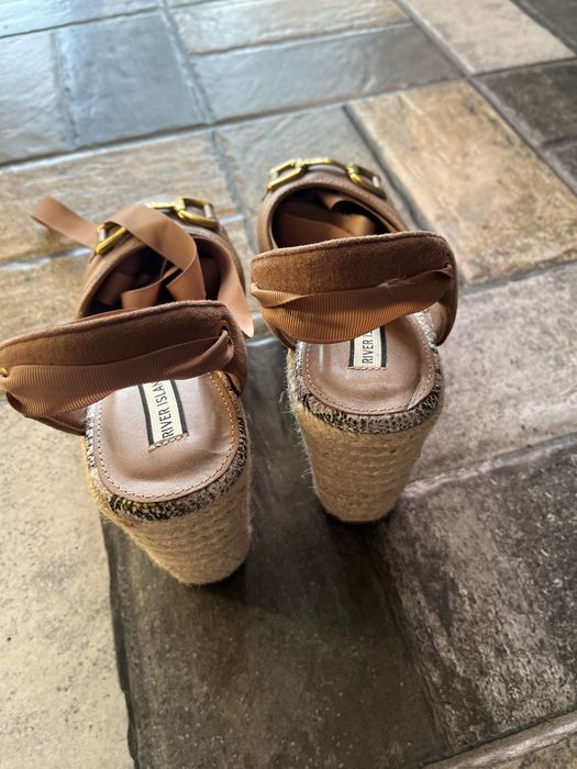 Sanda/Pantof River Island