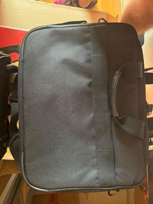 Чисто нови мъжки чанти