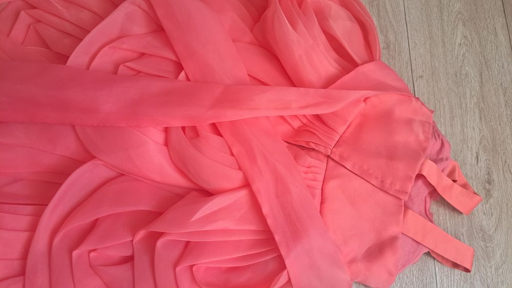 Платье пышное новое