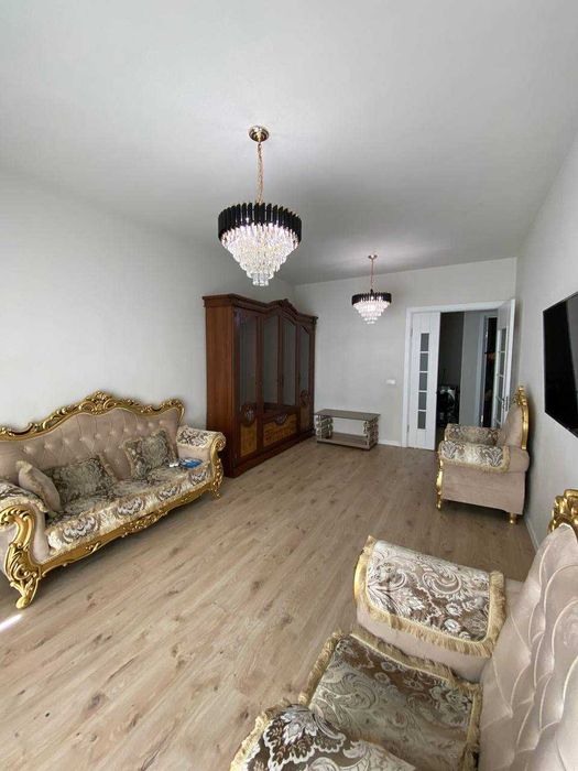 Сдается квартира для семейных 4/3/12 • Адрес: ЖК "Almazar city"