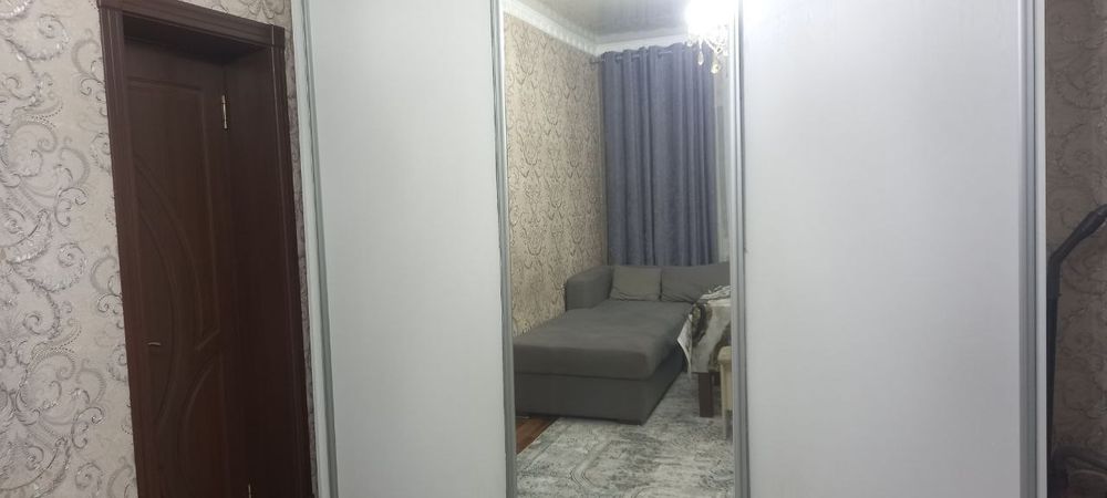 Kvartira srochniy Bollaga,oilaga,qizlarga ijaraga beriladi.