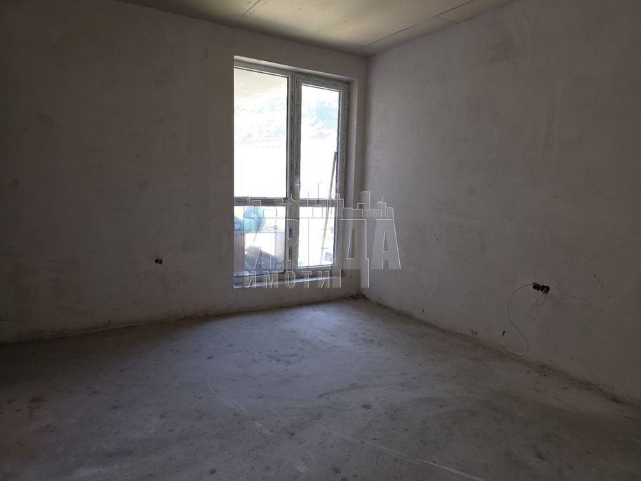 3-стаен в Варна-Изгрев площ 100м2