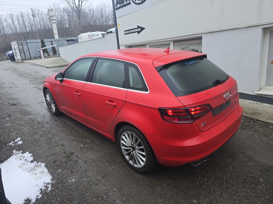 Dezmembrez Audi A3 8V hatchback 2.0 TDI cod CRB an 2015