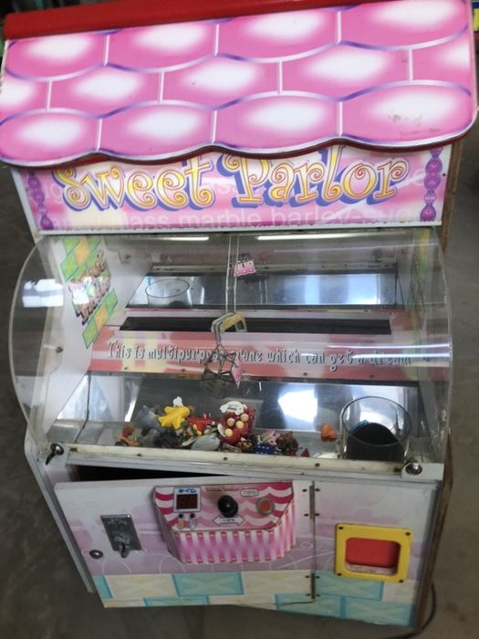 Кран за бонбони и близалки