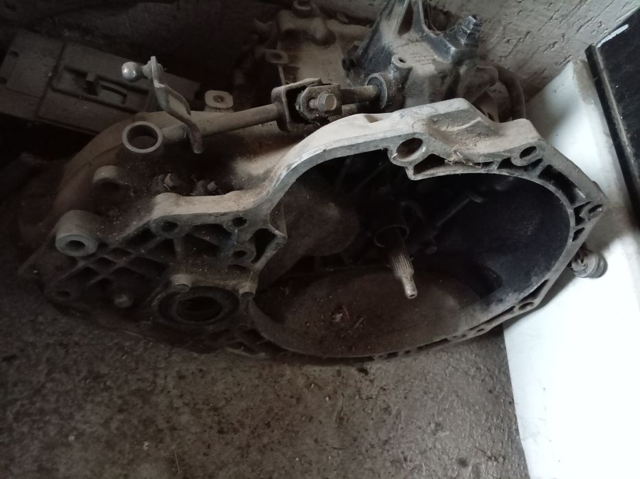 Запчасти Опель вектра А