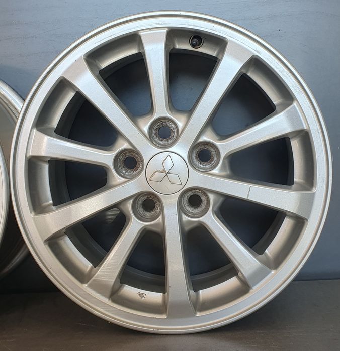 Mitsubishi 16 цола