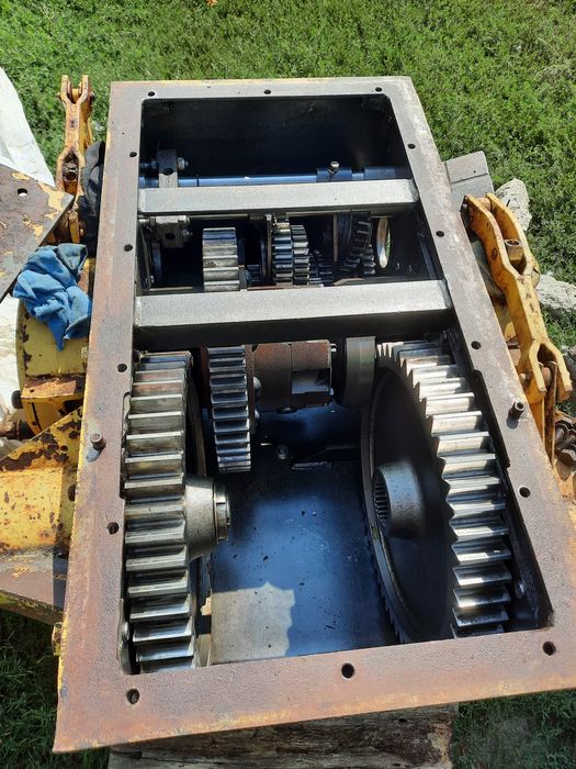 Planetară dreapta, cutie viteze  New Holland 1530 ,ambreiaj,  frâne