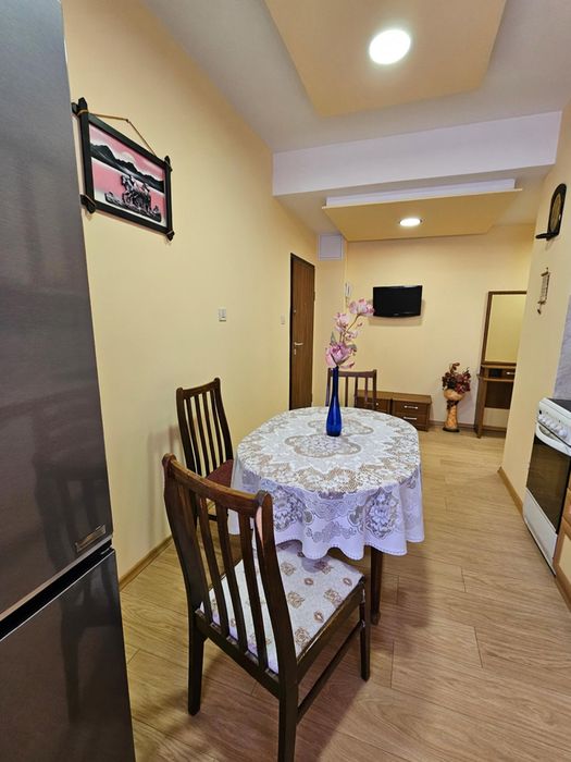 Дава се под наем Тристаен апартамент в Пловдив, Изгрев - 80 кв.м за 359.04 € - Снимка #5