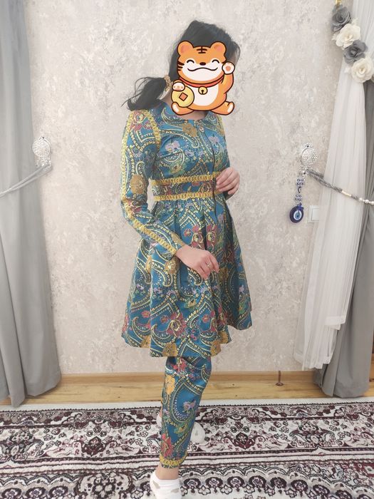 KELIN LIBOSLARI yangi umuman kiyilmagan