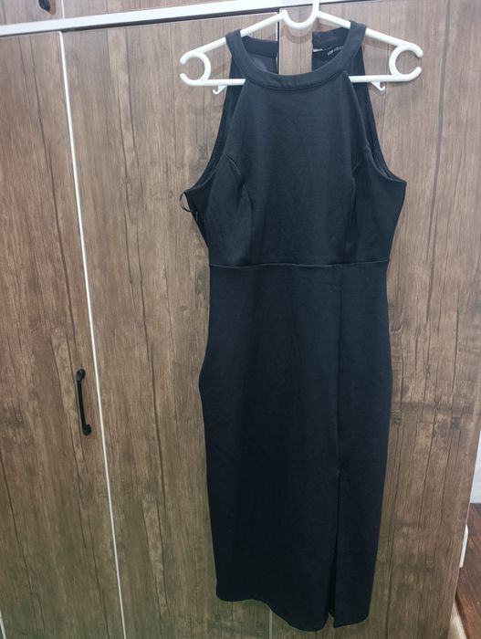 Продам женские платья