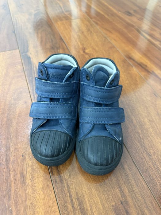 Ботинки на мальчика 28 р