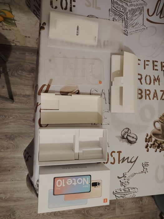 Каробка с докуметами