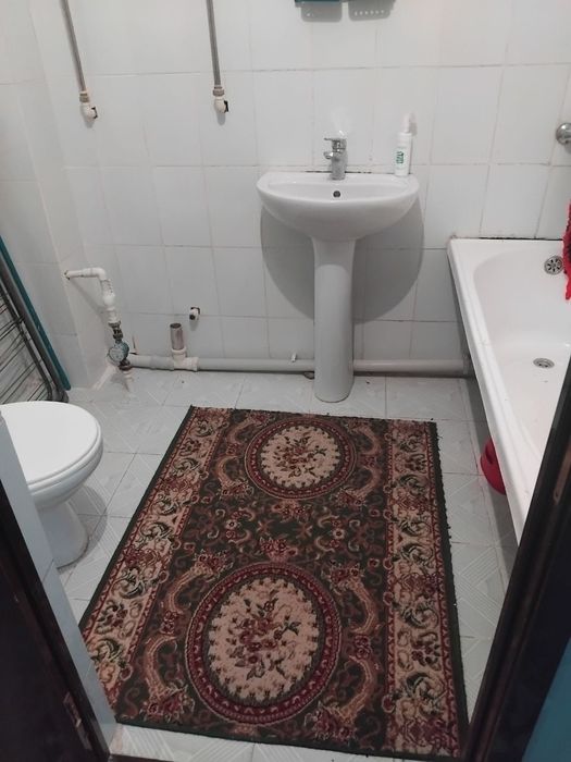 Жай сатылады 27 мк/рн 2 ханалы бахасы келисимли