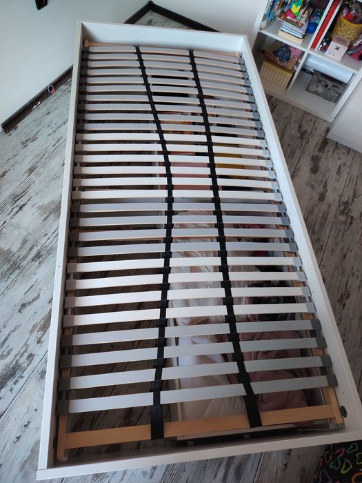 Легло ИКЕА BRIMNES 90x200 с подматрачна решетка