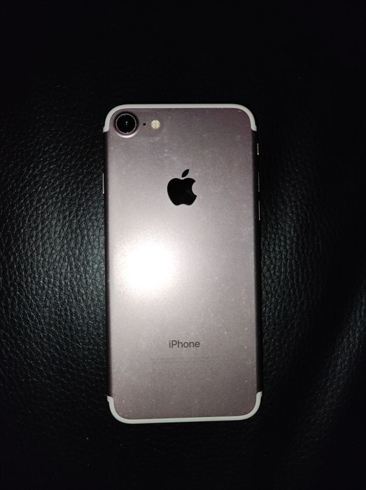 iPhone 7 «100% батерия»