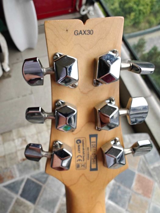 Chitară electrică Ibanez GAX30 Gio + husă impermeabilă