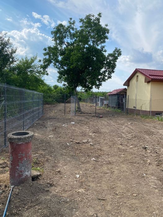 Teren 800 mp + Casă Demolabilă | Acte la zi & Utilități în curte | Mereni (Conțești), Dâmbovița