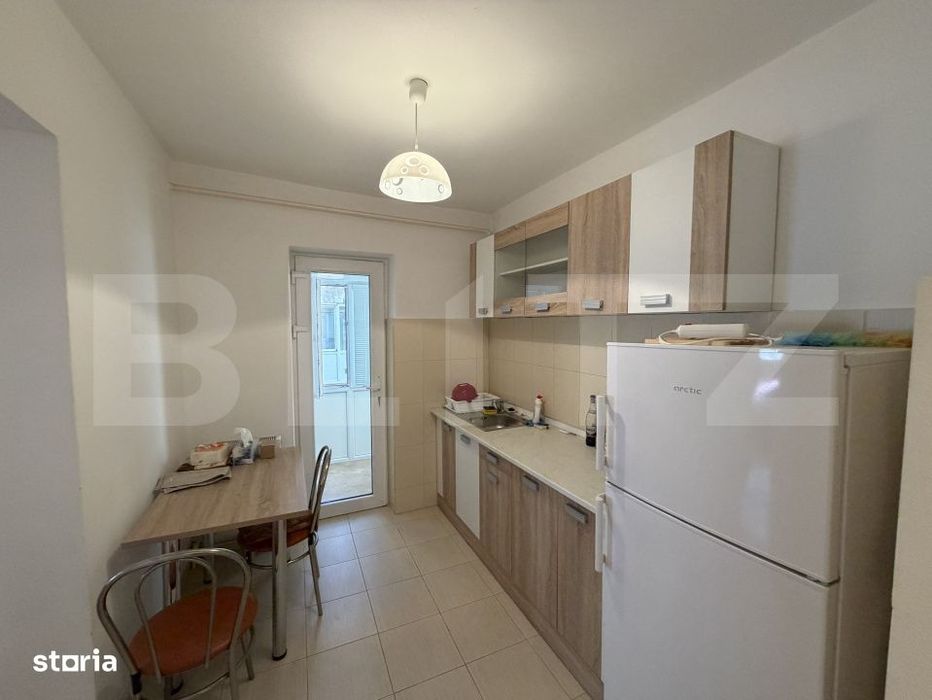 Apartament 3 camere, decomandat, 70 mp, zona Nicolae Balcescu