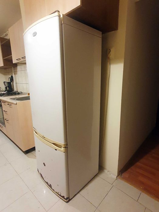 Combină frigorifică WHIRLPOOL - ARC 5520