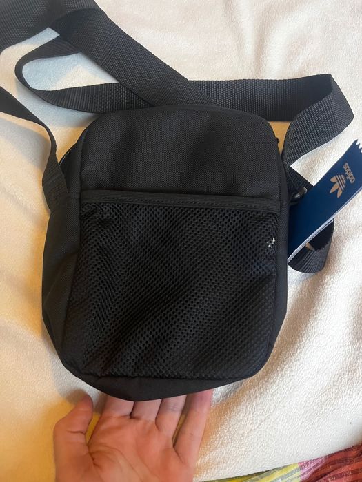 Adidas чанта за мъж -Ново