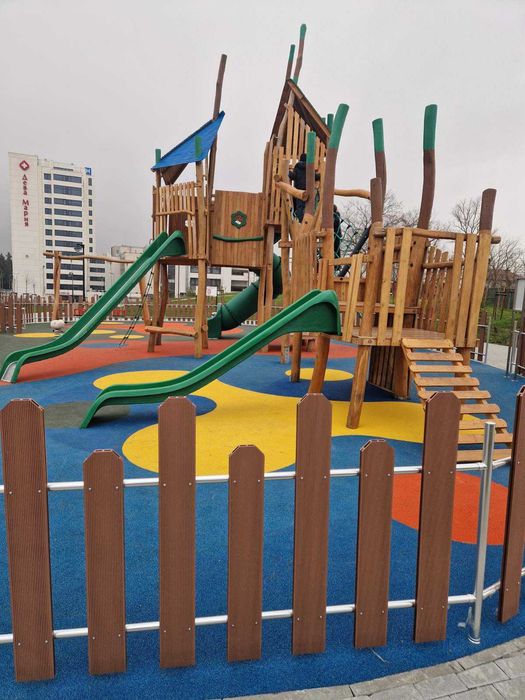 Продавам два двустайни апартамента в кв. Ветрен до Болница Дева Мария