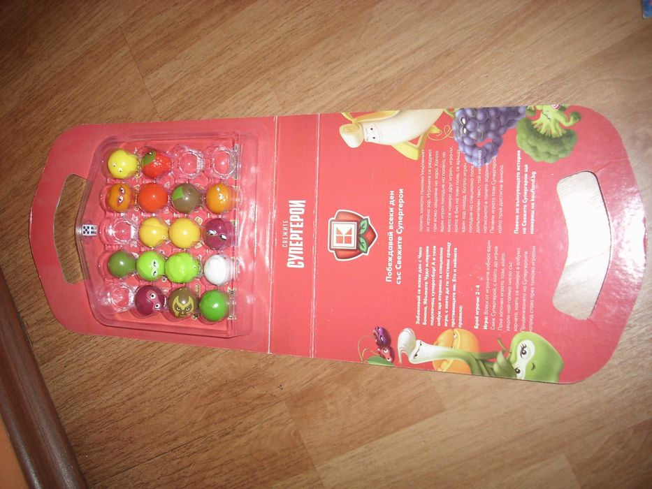 Игра в кутия Stikeez (Стикита) промо цена за 1 игра.