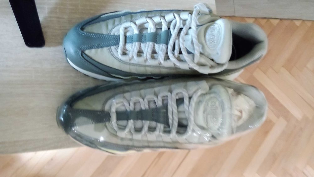 Нови маратонки Nike