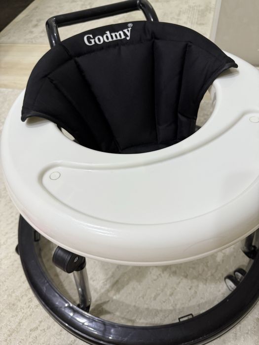 Ходунок для малыша с 6 месяцев