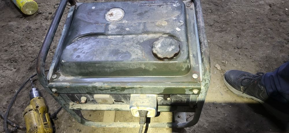 Генератор бензин 1кв