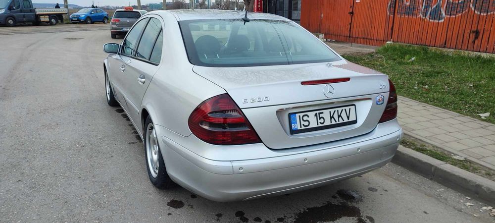 MERCEDES-BENZ E-Class 2003 — imagine 5