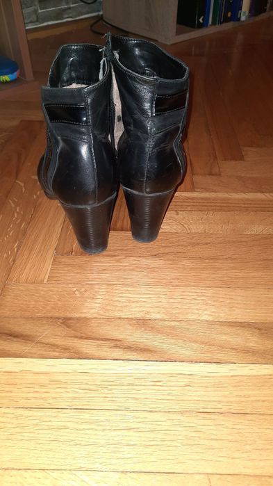 Cizme piele naturala cu toc de 6cm, 37, îmblănite, trimit oriunde