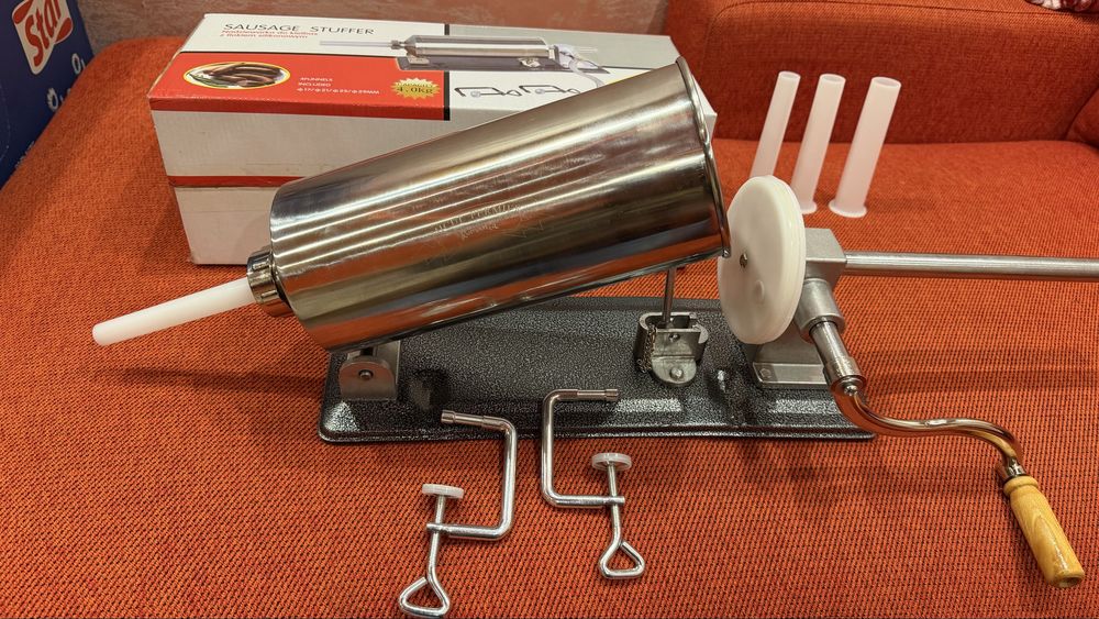 Хоризонтална Пълначка за Месо