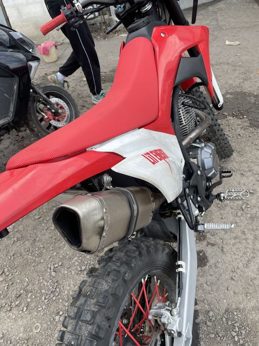 Продам Эндуро 300куб