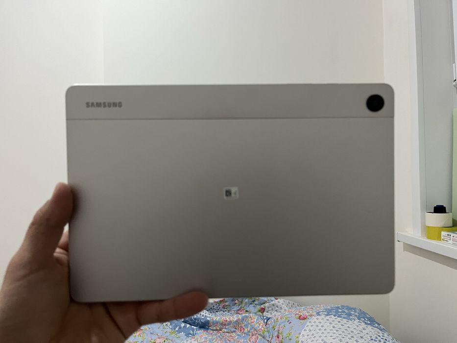 Планшет Samsung Galaxy A9+