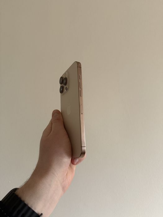 iPhone 16 Pro Max 256gb Desert