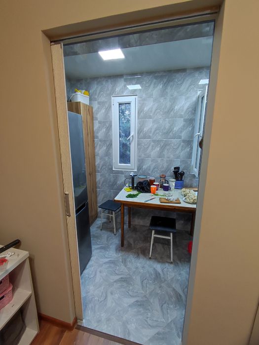 Подвесные, встроенные, раздвижные купе двери и перегородки на заказ!