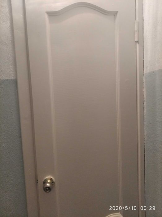 Продам двери межкомнатные