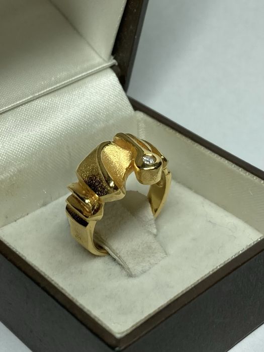 Inel designer aur 14kt.cu diamant