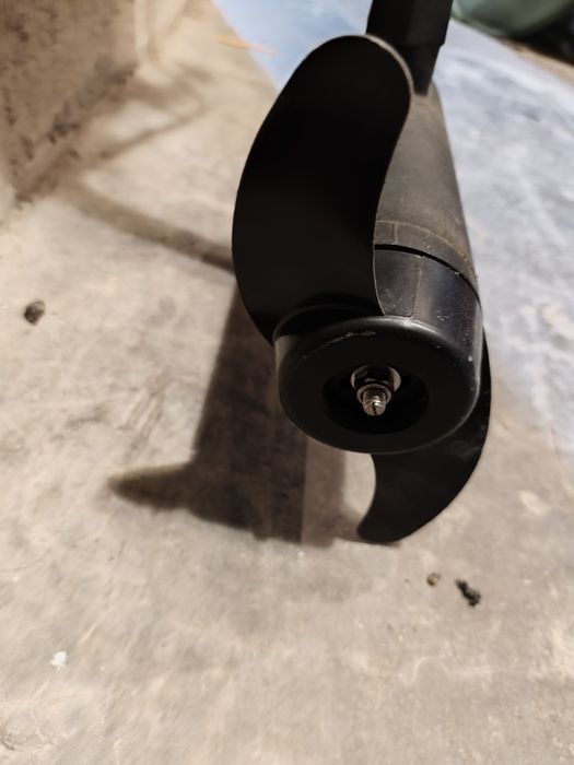 Електрически мотор за лодка