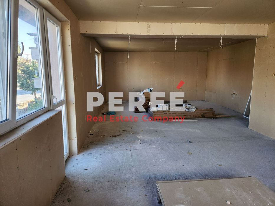 Продава се Къща в Бургас, Долно Езерово - 280 кв.м за 911 €/кв.м - Снимка #8