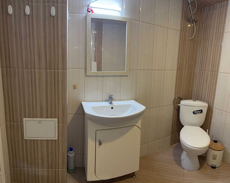 Дава се под наем Двустаен апартамент в Добрич, Център - 68 кв.м за 357 € - Снимка #7