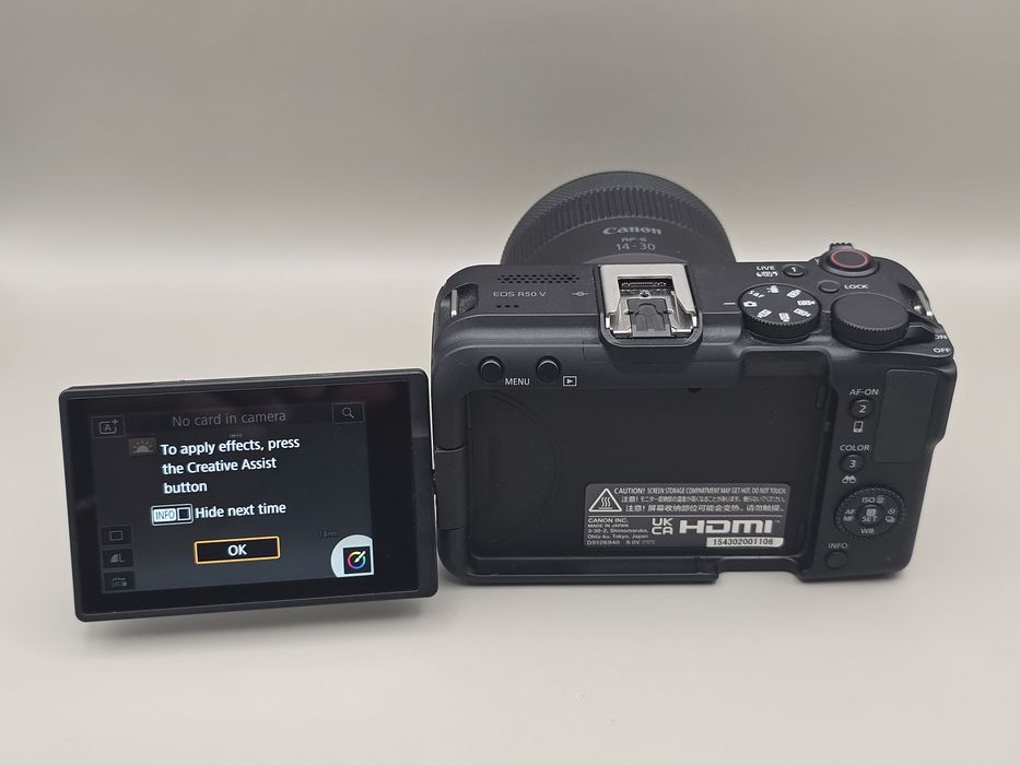 Kit Canon EOS R50 V + Obiectiv Canon RF-S 14-30mm f/4-6.3 IS STM PZ, garanție activa 1.5 ani