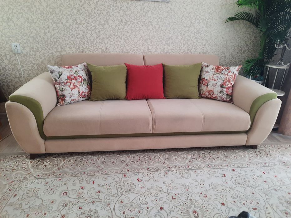 Диван в отличном состоянии