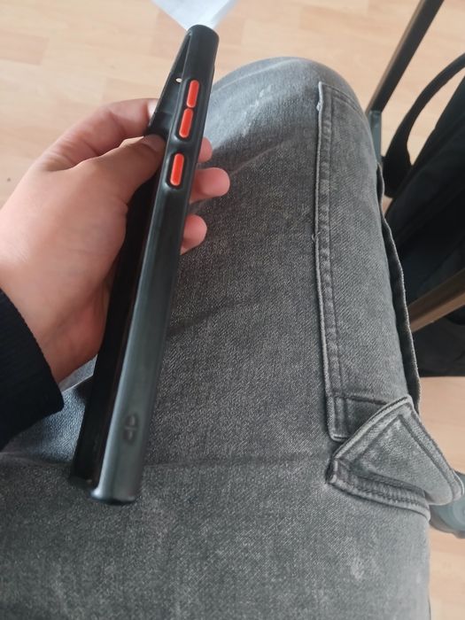 Vând husă samsung s25 ultra