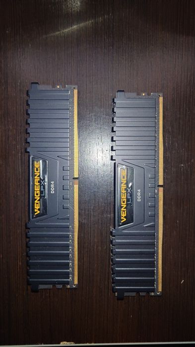 Ram Corsair vengeance LPX 2x8gb 3000mhz