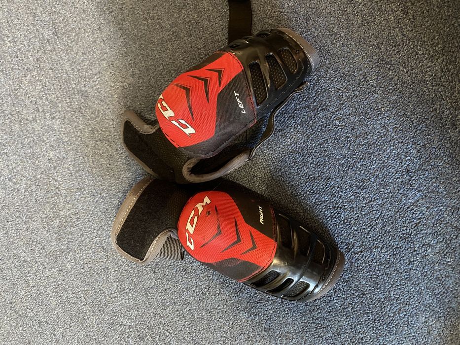 Продам хоккейную форму