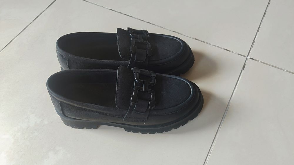 Продавам дамски мокасини