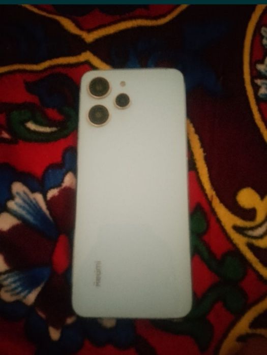 Redmi 12  4+4 128 gb